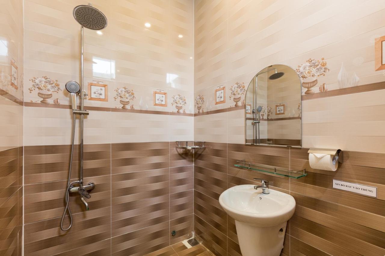 Oyo 960 Hoai Tam Hotel Phan Thiet Exterior photo